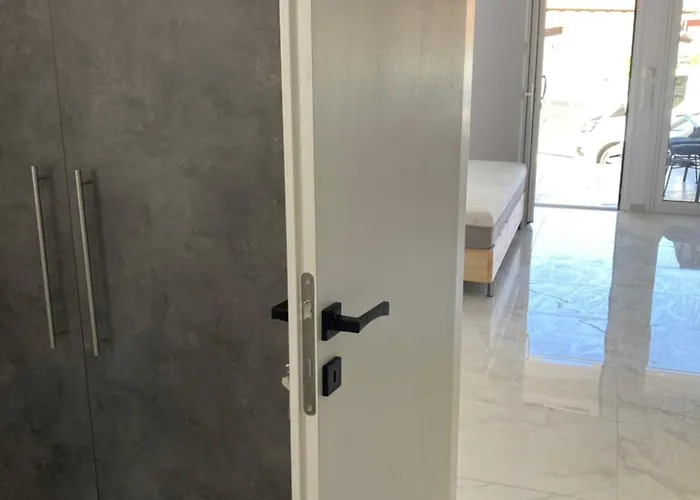 Aparthotel Luka 1 Aparts Polichrono