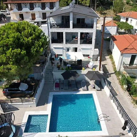 Aparthotel Luka 1 Aparts Polichrono