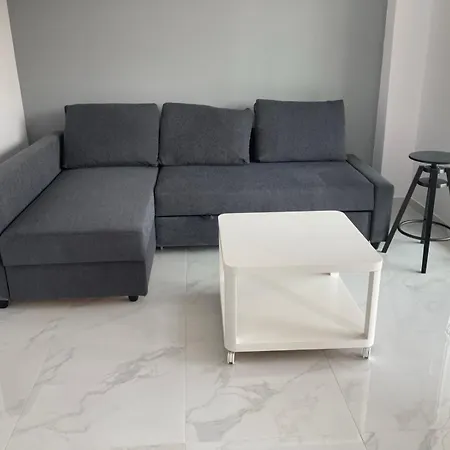 Luka 1 Aparts Polichrono Aparthotel