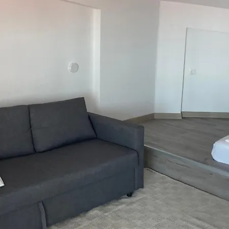 Aparthotel Luka 1 Aparts Polichrono Polychrono